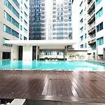Summer Suite At Kuala Lumpur Klcc By Tengku Homestay