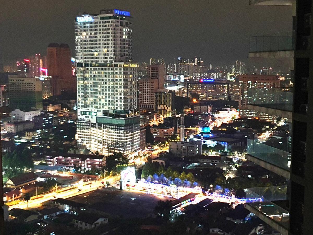 Summer At Klcc By Tengku Homestay Pangsapuri